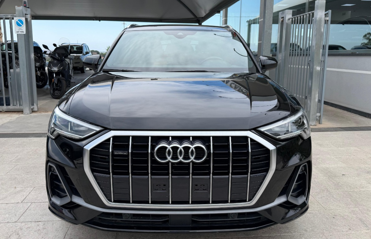 Audi Q3 35 TDI foto 3