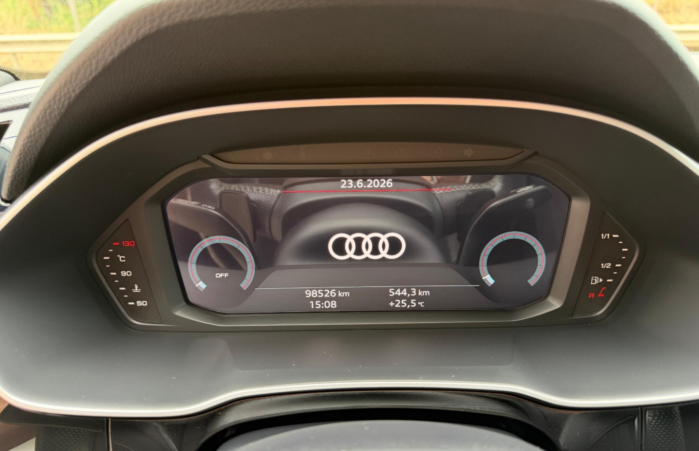 Audi Q3 35 TDI foto 8
