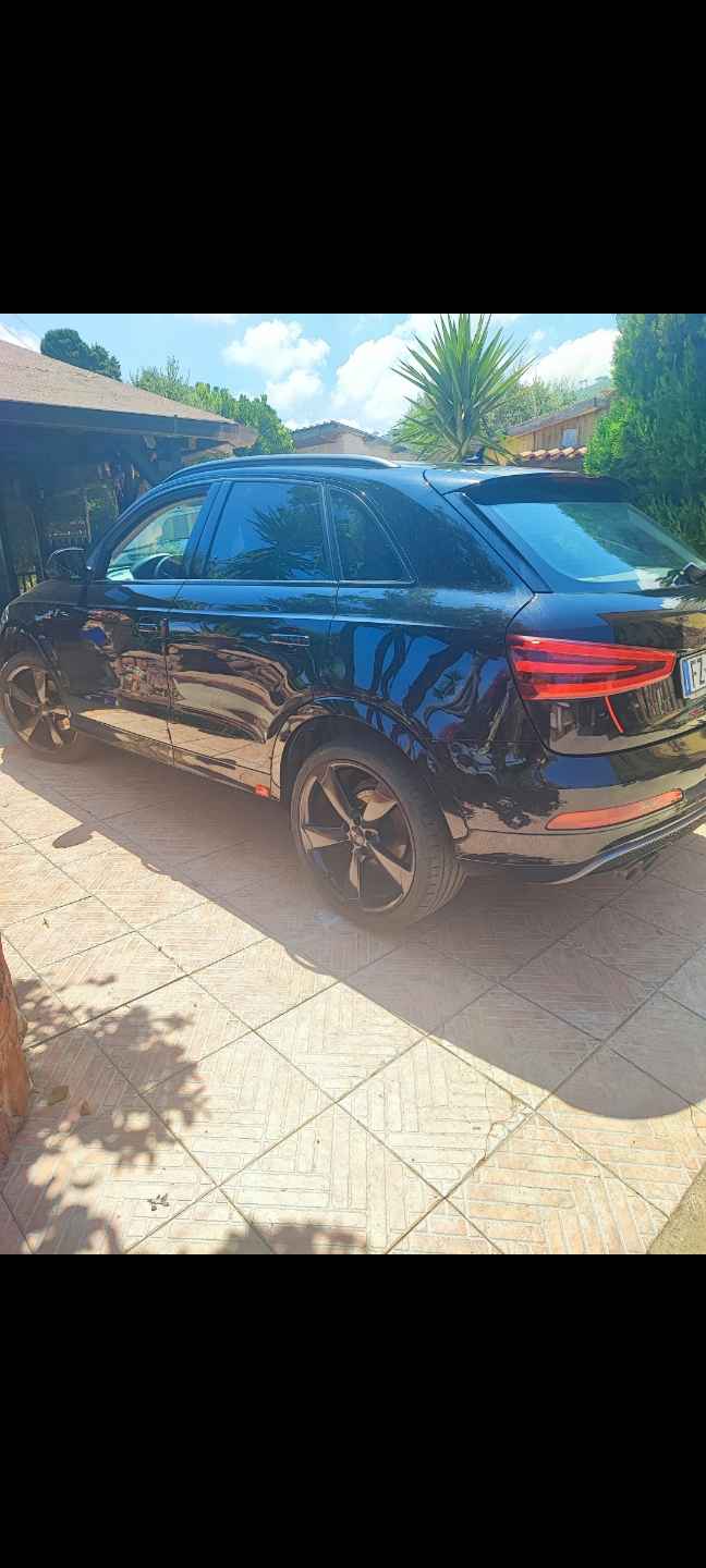 Audi Q3 l Sline di colore nero in ottime condizioni. foto 2