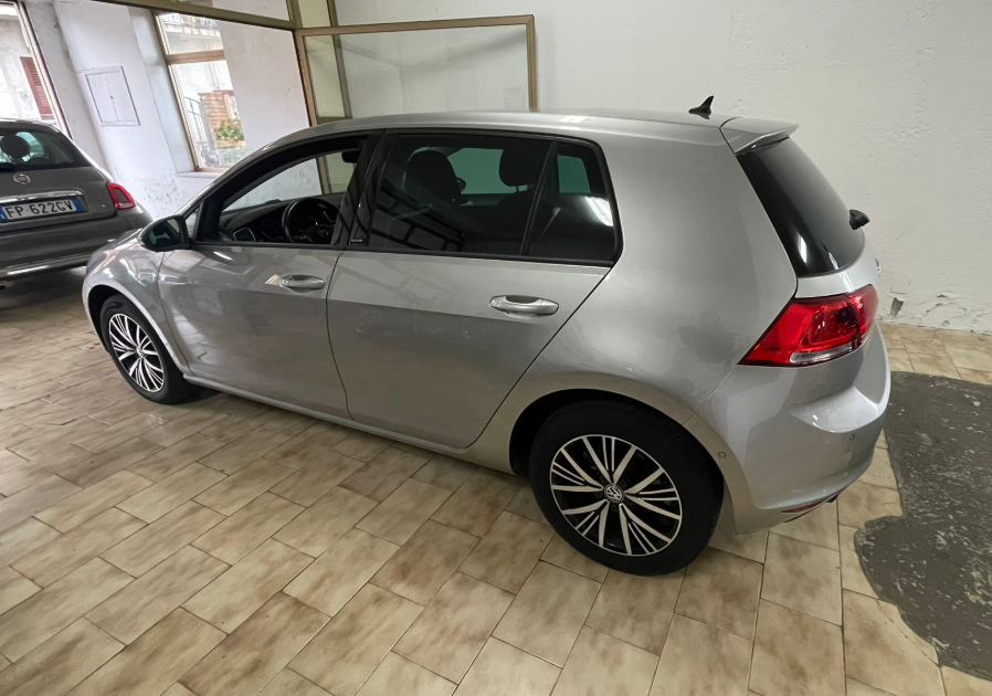 Volkswagen Golf 7 foto 11
