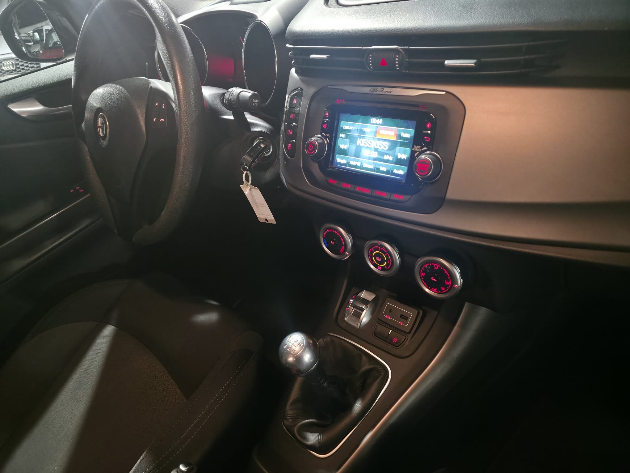 ALFA GIULIIETTA foto 11