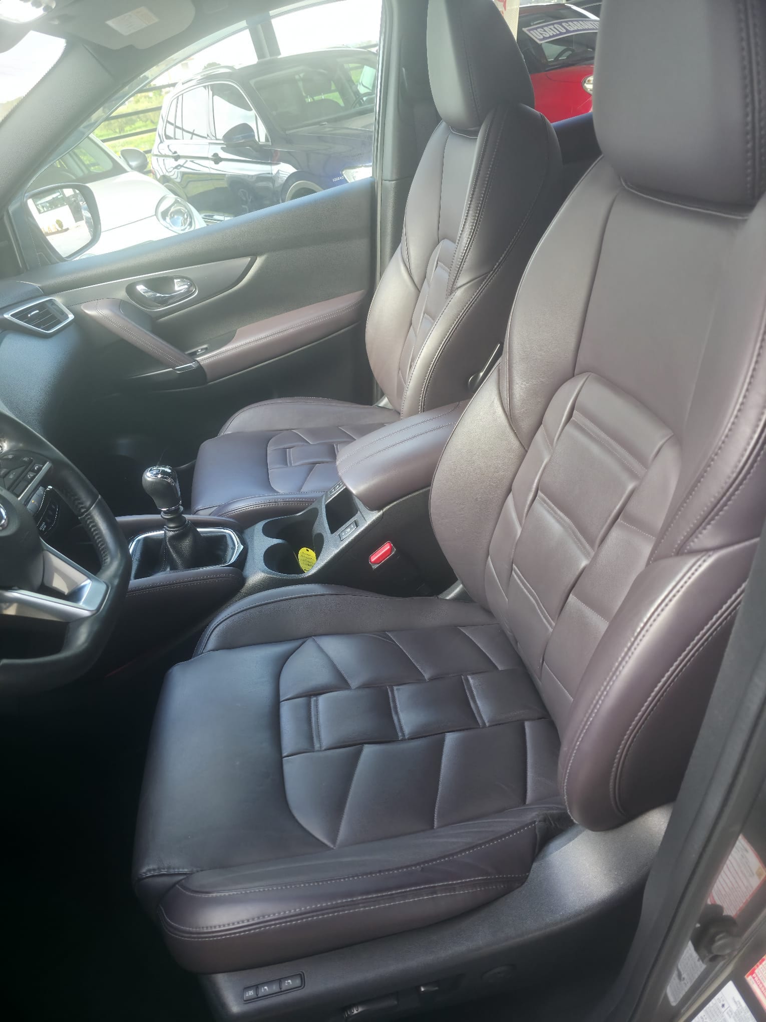NISSAN QASHAI 1,6 DCI 13OCV 4X4 foto 2