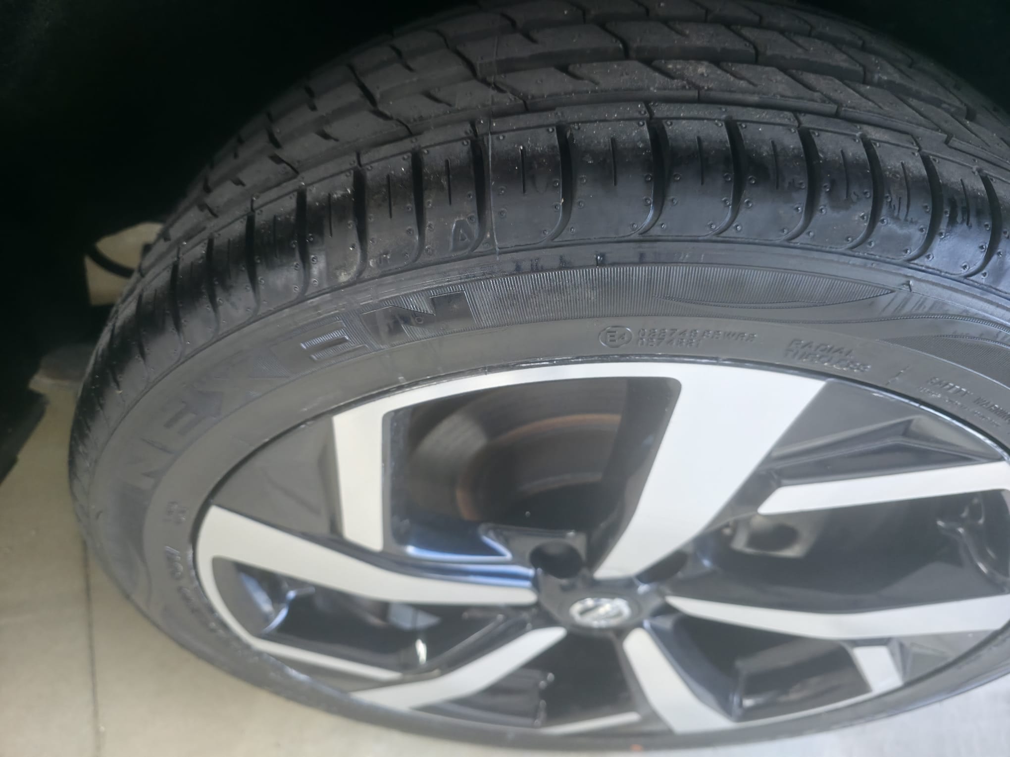 NISSAN QASHAI 1,6 DCI 13OCV 4X4 foto 14