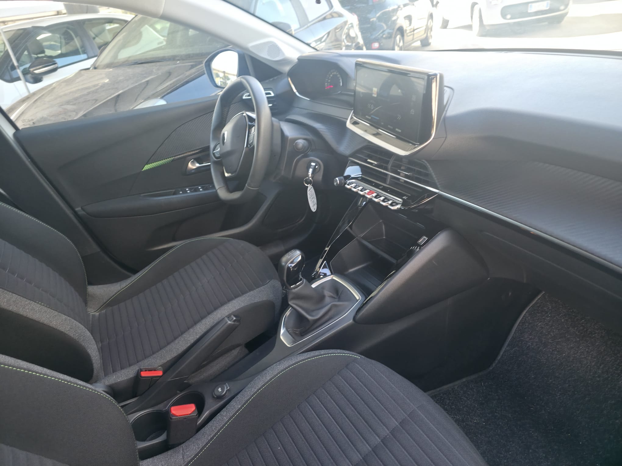 PEUGEUT 208 1,2 BENZINA foto 10