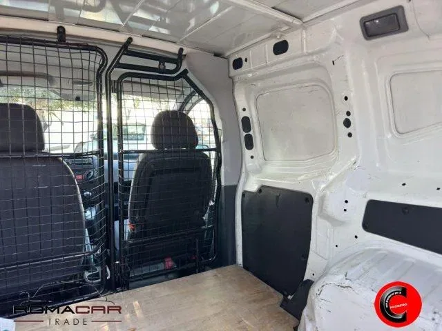 Peugeot Bipper 1.4 HDi 70CV 2Tronic Furgone foto 11