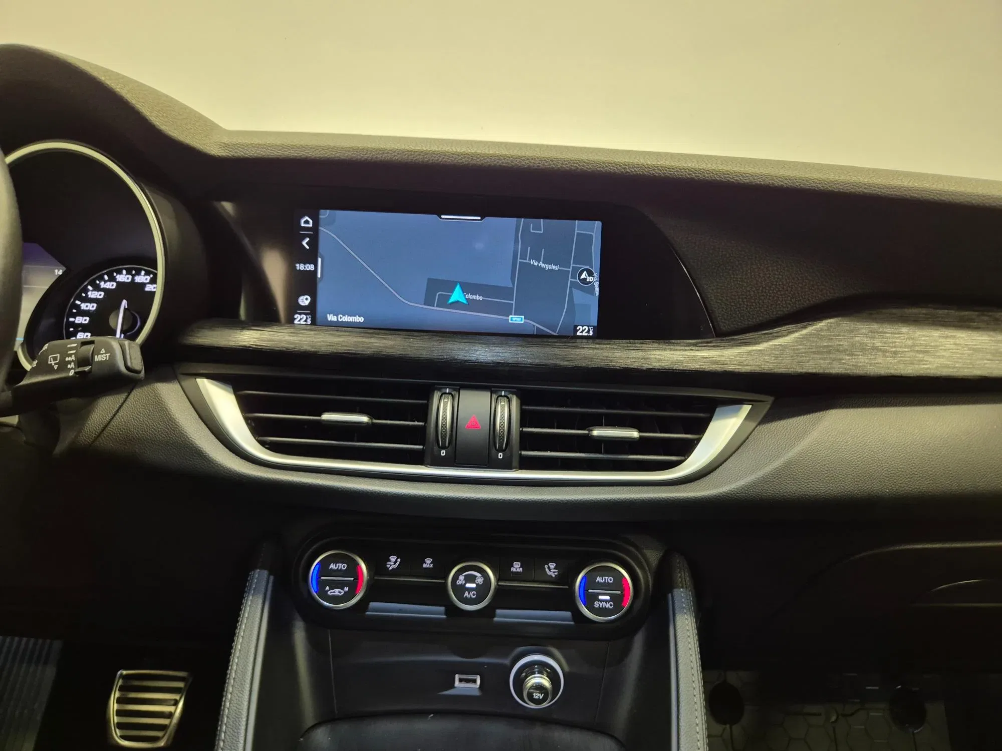 Alfa Romeo Stelvio 2.2 Tdi Business 160cv auto N1 Autocarro foto 20