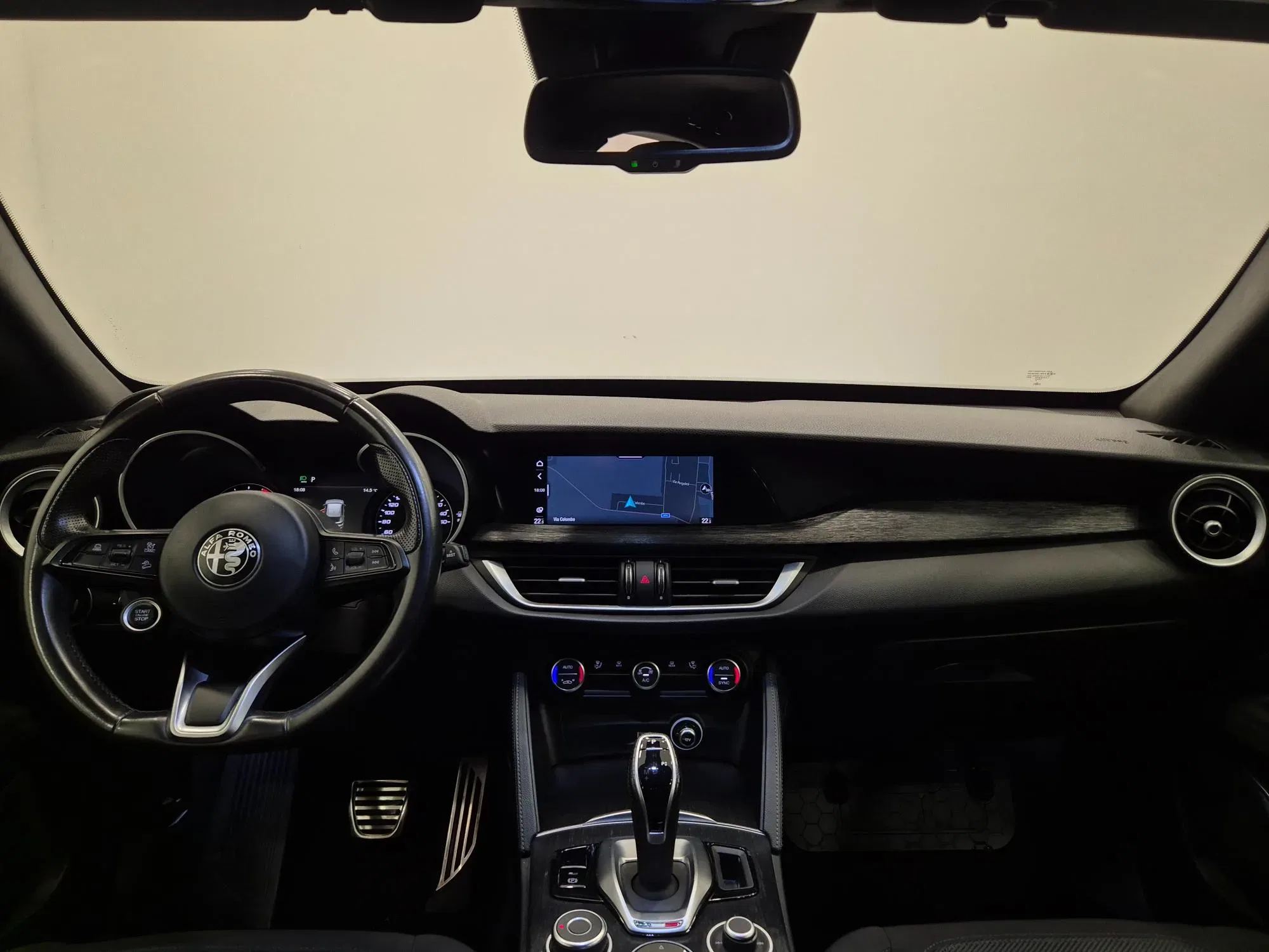 Alfa Romeo Stelvio 2.2 Tdi Business 160cv auto N1 Autocarro foto 9