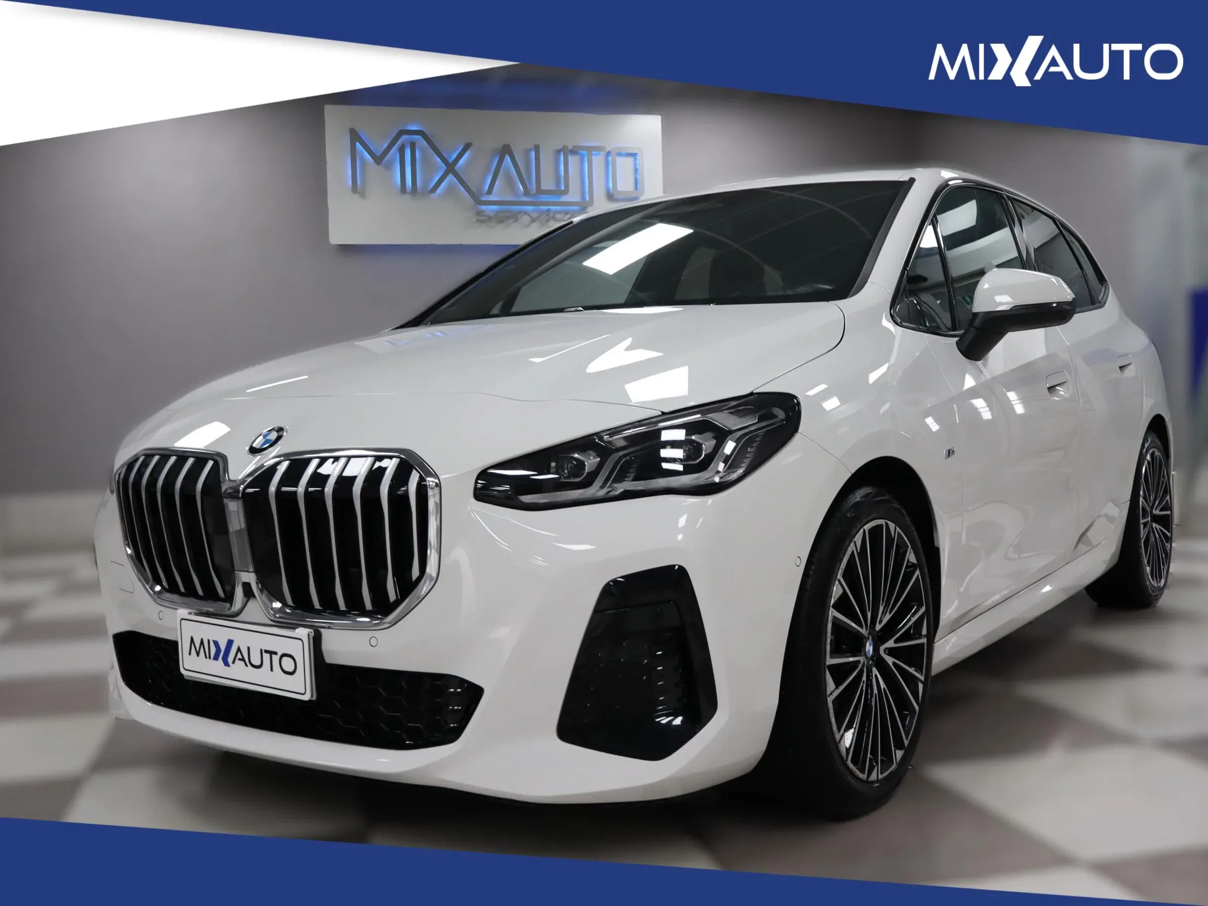 BMW 218 d Active Tourer Msport auto foto 9