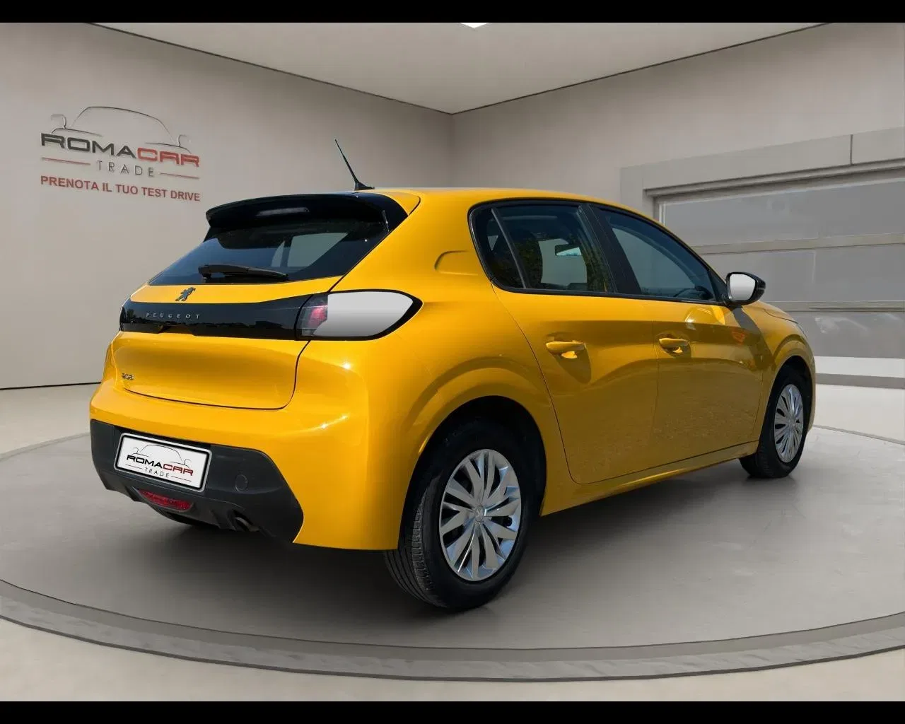 Peugeot 208 PureTech 75 Stop&Start 5 porte Active Pack foto 4
