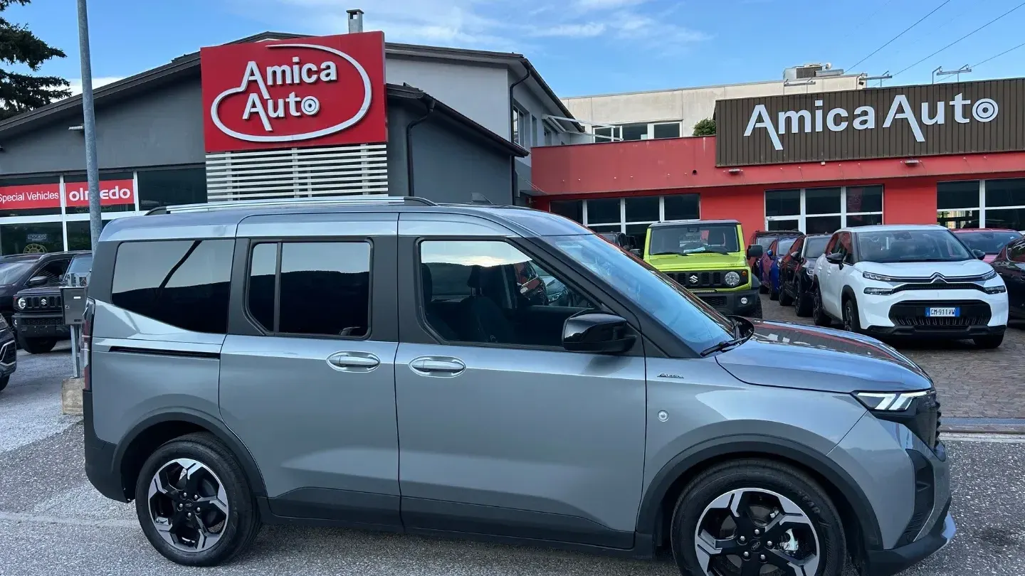 Ford Tourneo Courier 1.0 EcoBoost Pow. Active AUTOMATICO