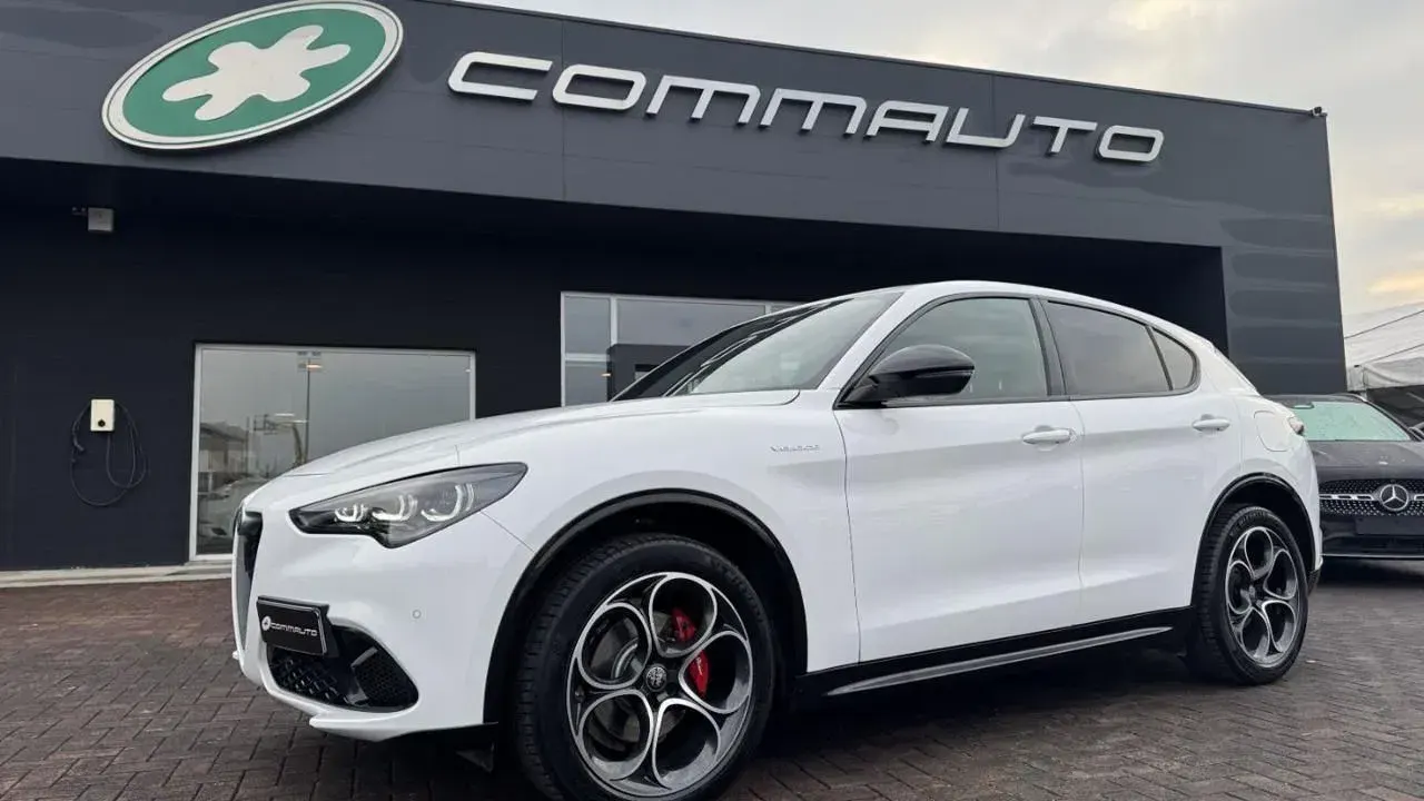 Alfa Romeo Stelvio 2.2 Turbodiesel 210 CV AT8 Q4 Veloce