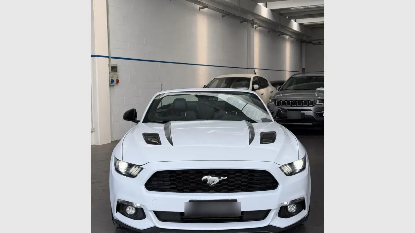 Ford Mustang Convertible 2.3 EcoBoost CABRIO