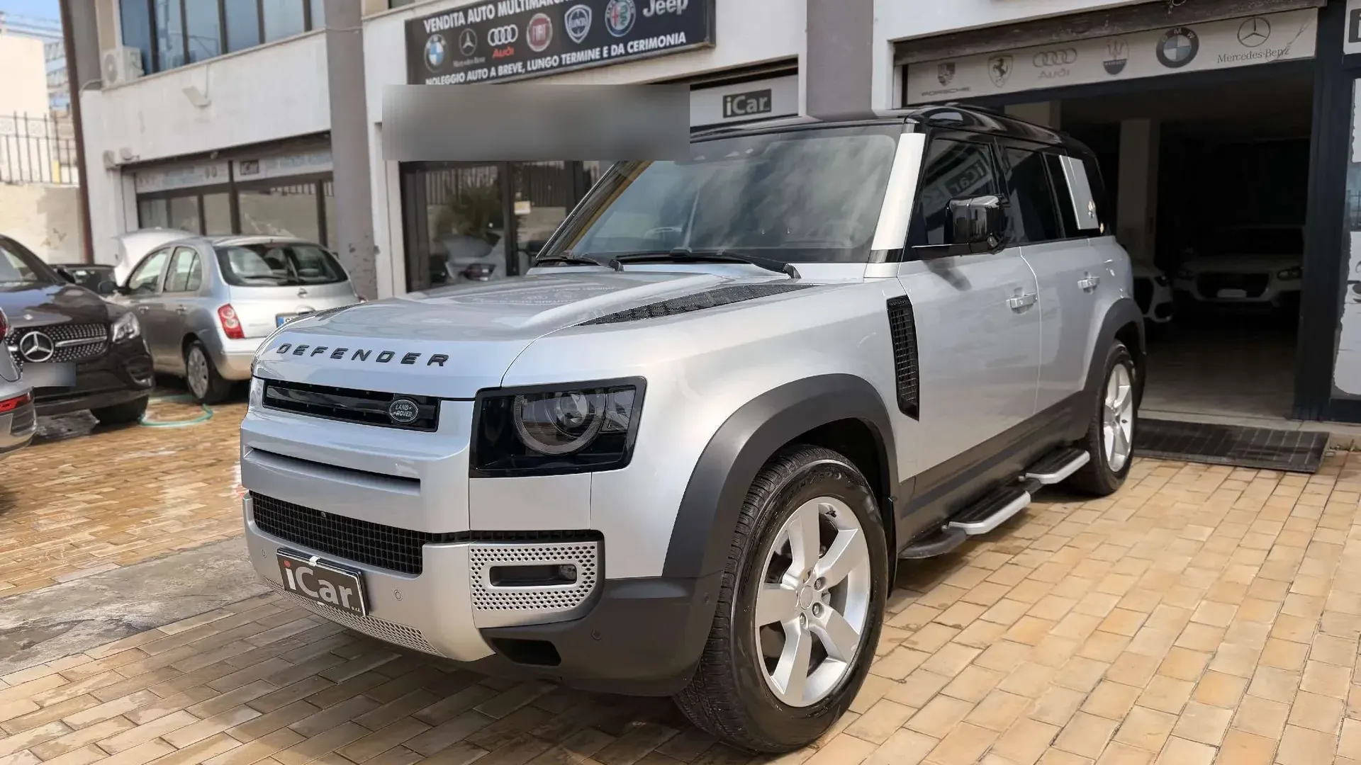 Land Rover Defender 110 2.0d sd4 First Edition awd 240cv auto 7 posti