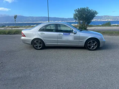 MERCESED C200 KOMPRESSOR foto 4