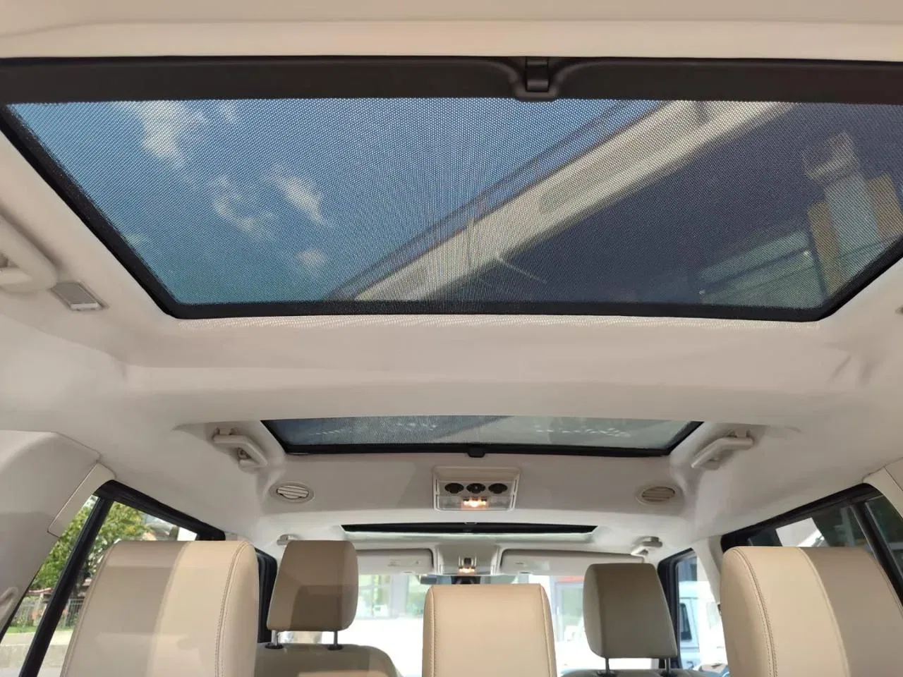 Land Rover Discovery 4 5.0 V8 HSE 375 CV foto 12