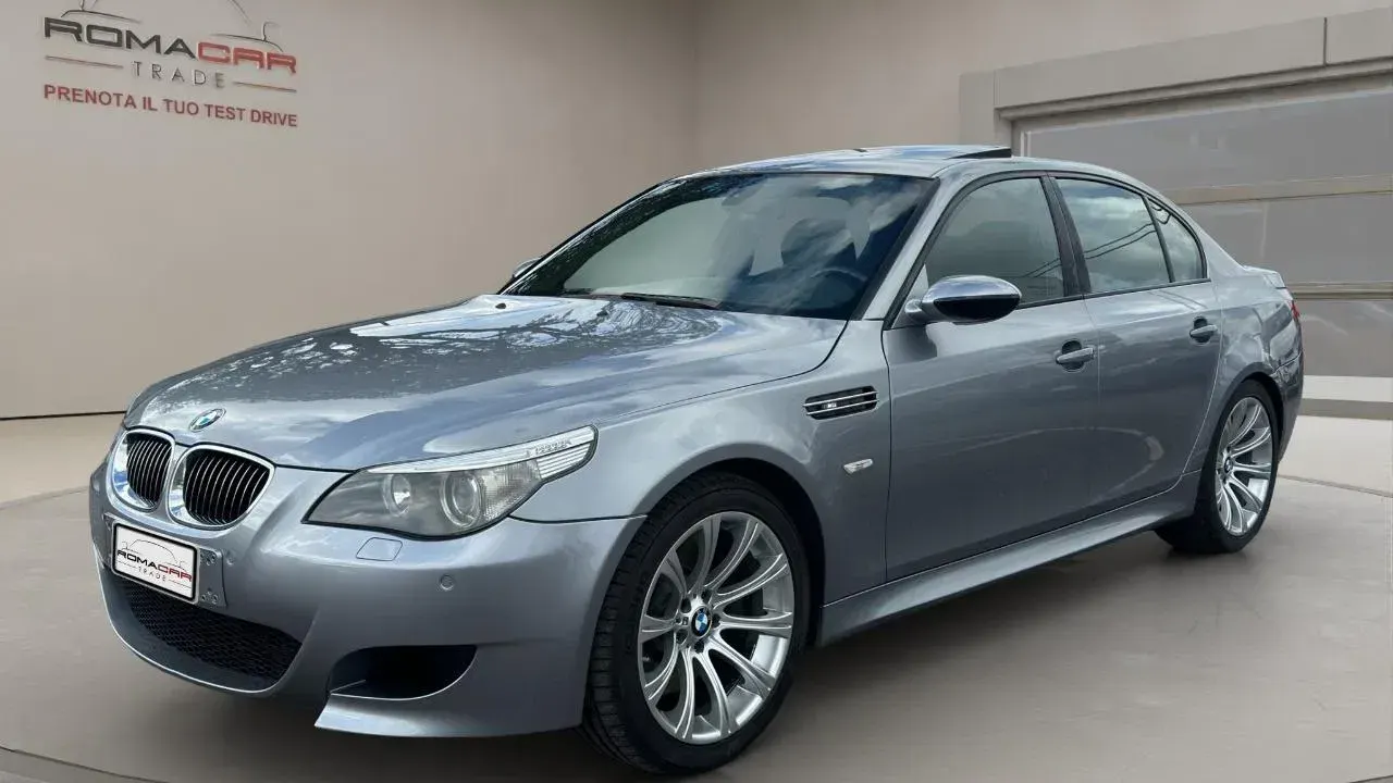 BMW M5 cat