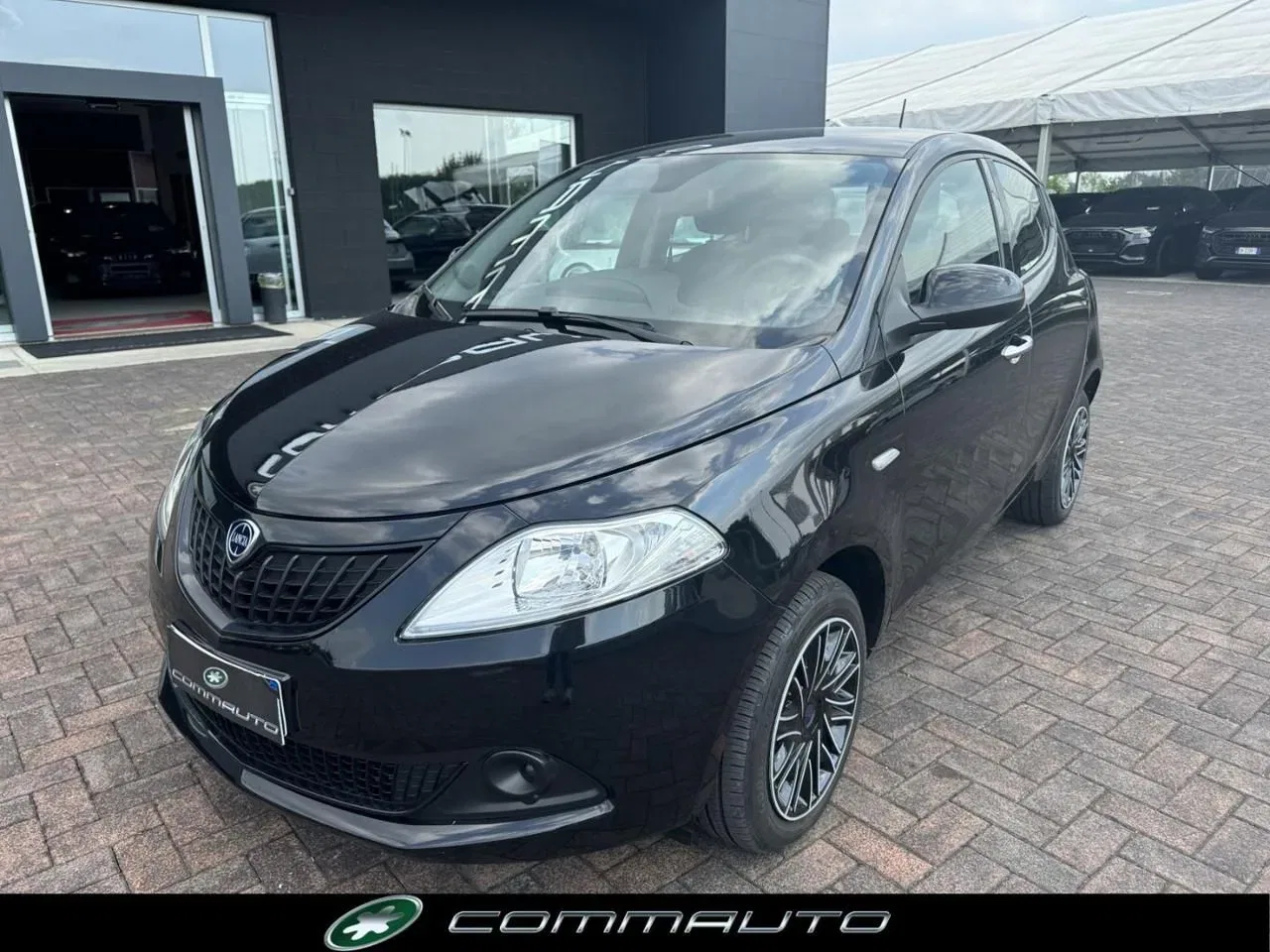 Lancia Ypsilon 1.0 FireFly 5 porte S&S Hybrid Gold foto 6