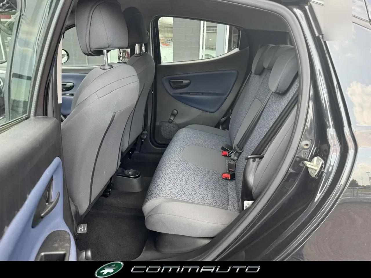 Lancia Ypsilon 1.0 FireFly 5 porte S&S Hybrid Gold foto 17