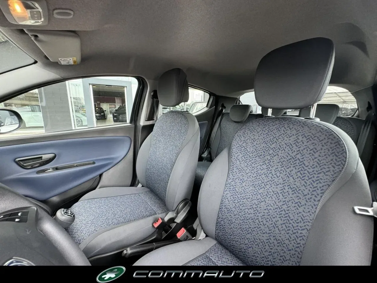 Lancia Ypsilon 1.0 FireFly 5 porte S&S Hybrid Gold foto 16