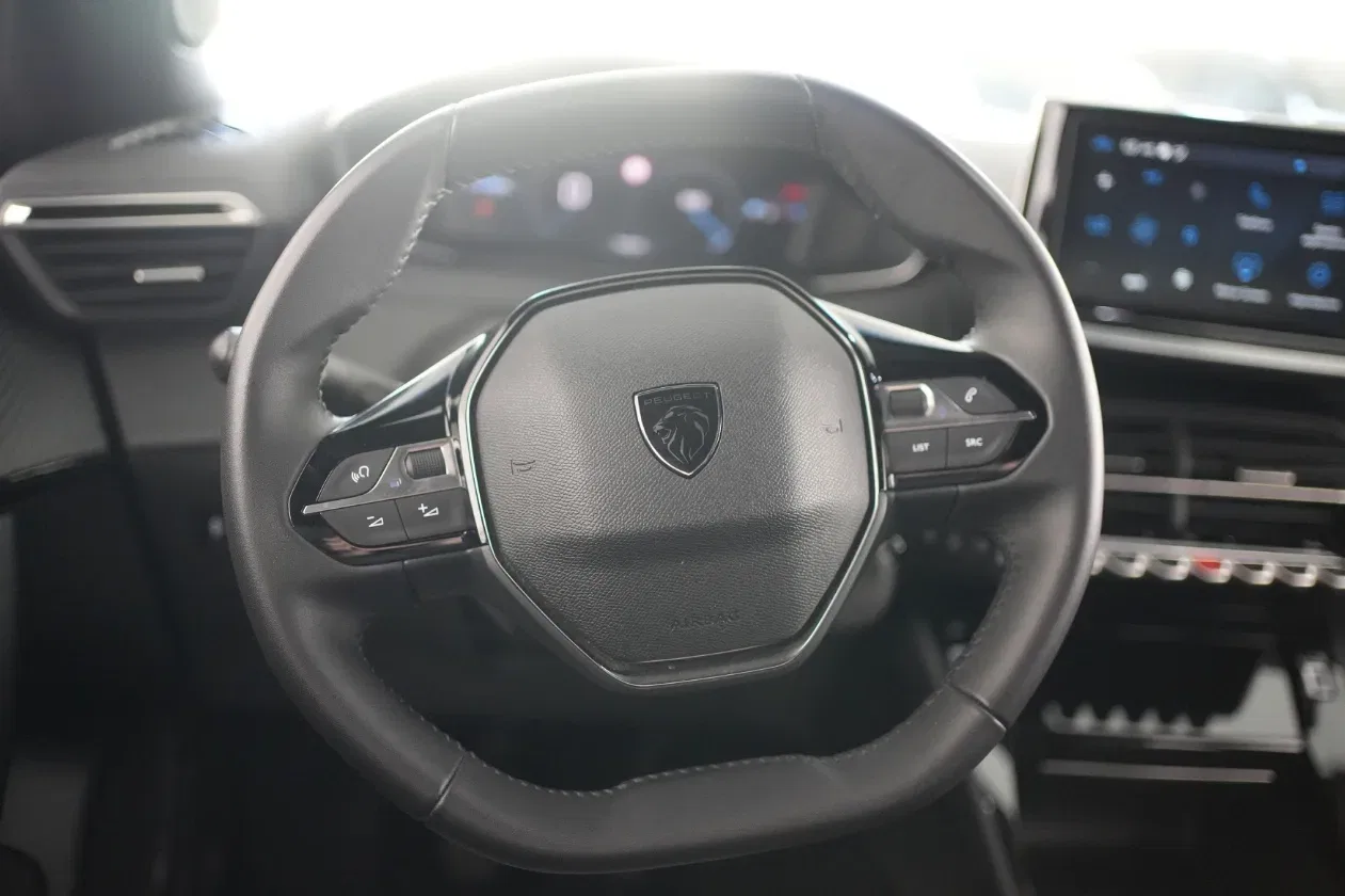 Peugeot 2008 PureTech 100 S&S Allure foto 12