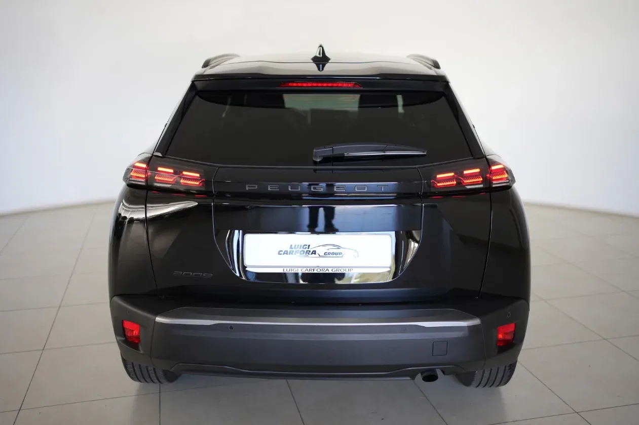 Peugeot 2008 PureTech 100 S&S Allure foto 17