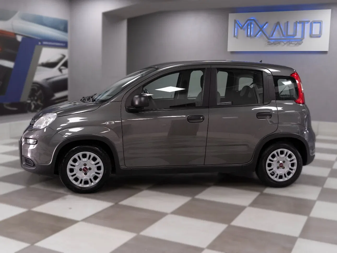 Fiat Panda 1.0 Firefly Hybrid 70CV 5 Portei foto 3