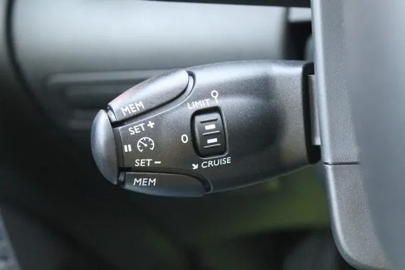 Citroen C3 Aircross BlueHDi 110 S&S Shine foto 14