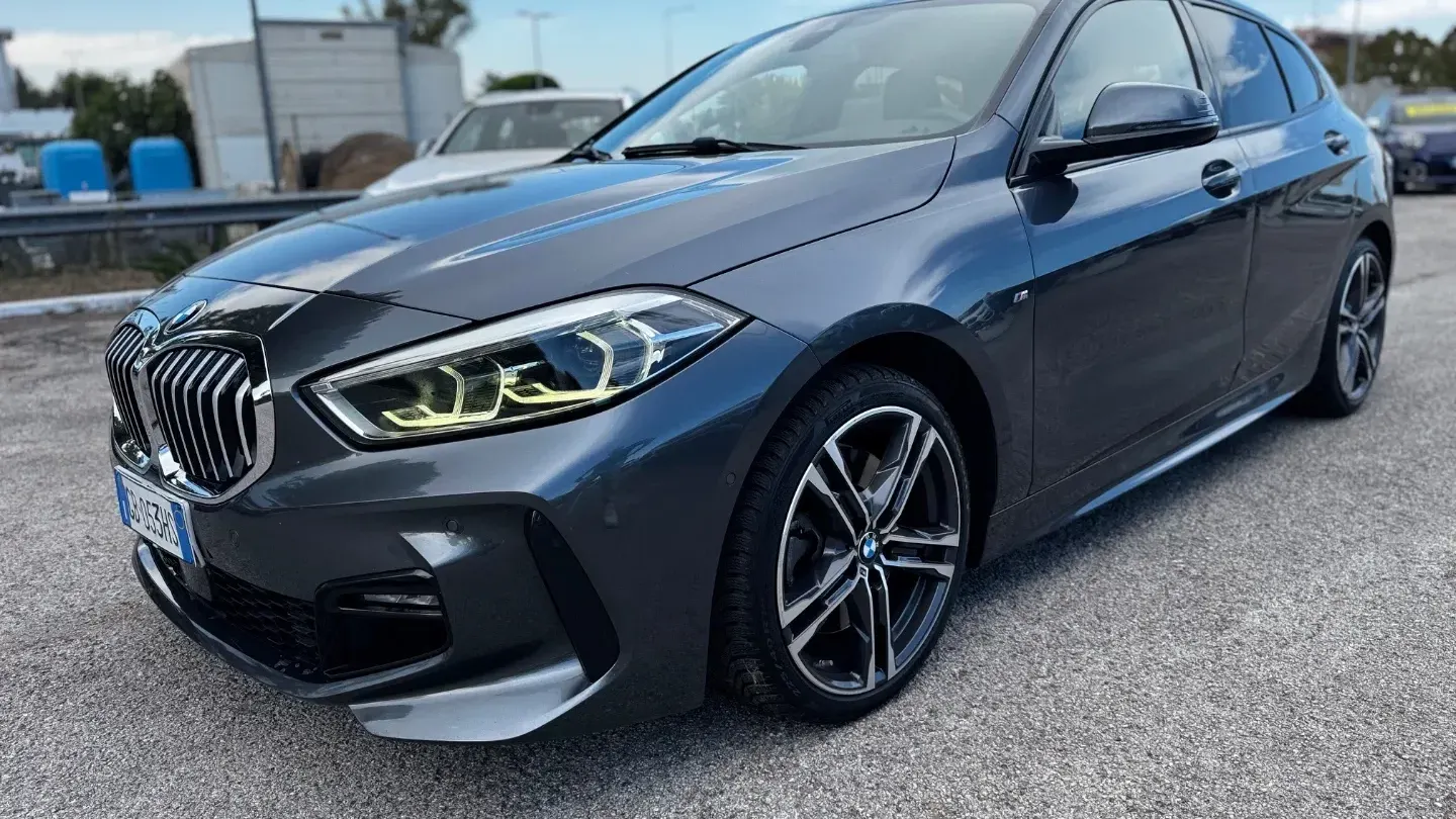 BMW 120d xDrive 5p. Msport