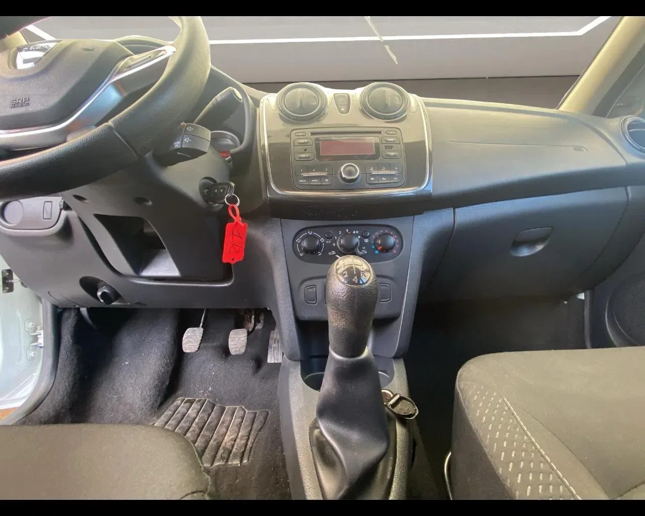 Dacia Sandero 1.0 SCe 12V 75CV Lauréate foto 12