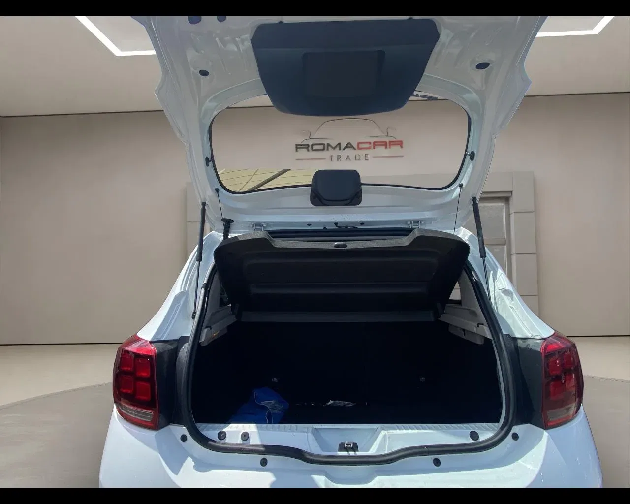 Dacia Sandero 1.0 SCe 12V 75CV Lauréate foto 17
