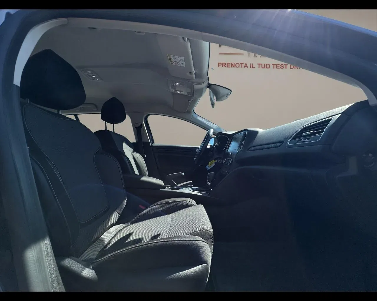 Renault Megane Sporter dCi 8V 110 CV EDC Energy Business foto 15
