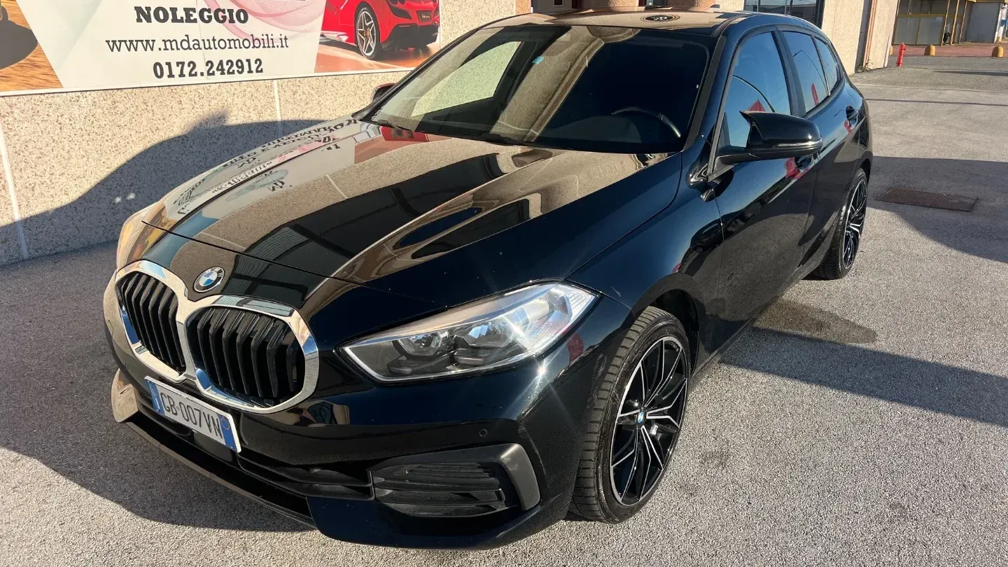 BMW 118d 5p. Business Advantage AUTOMATICA CERCHI 18 CAMERA