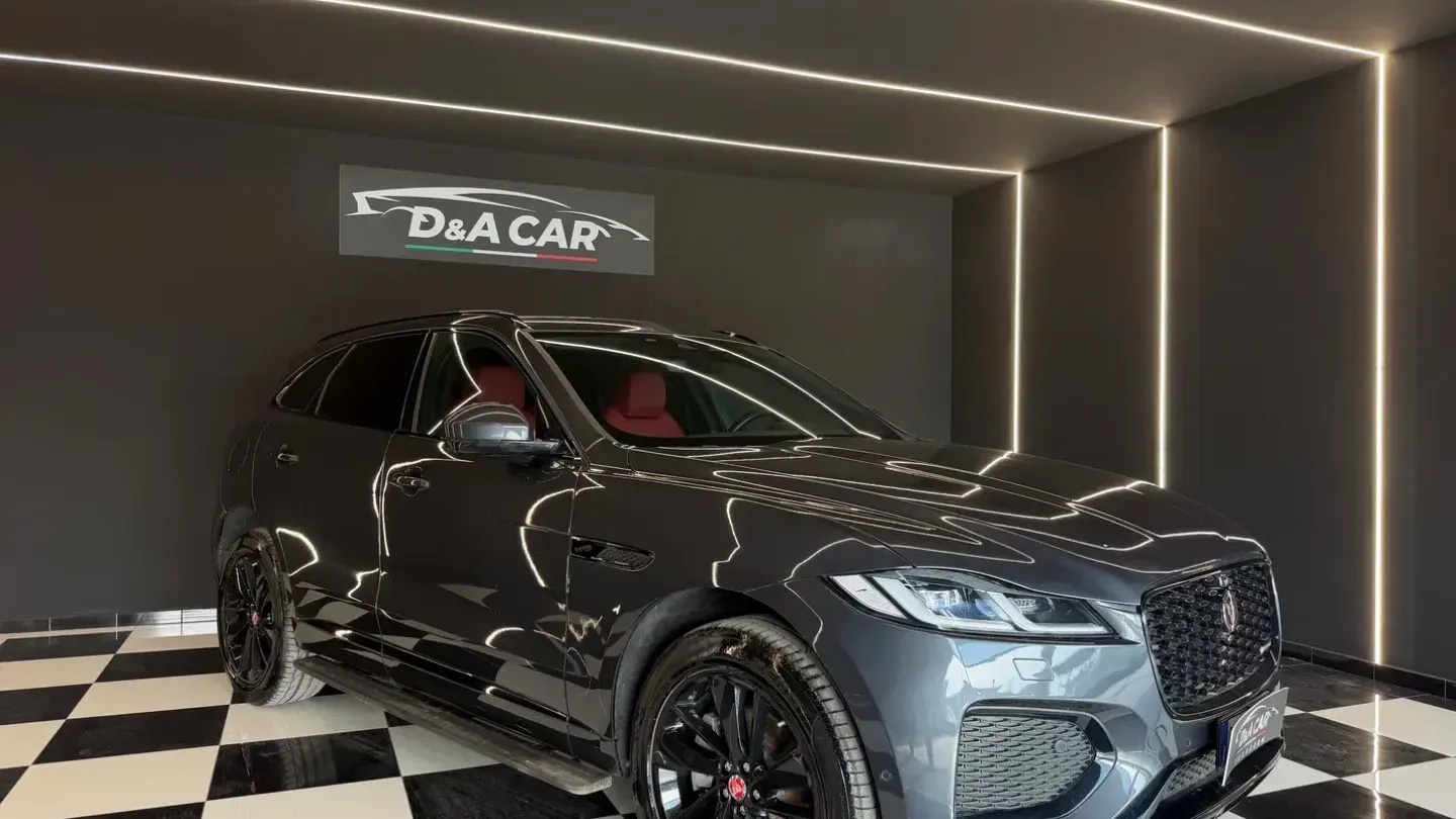 Jaguar F-Pace 2.0 D 204 CV AWD aut. R-Dyn. SE