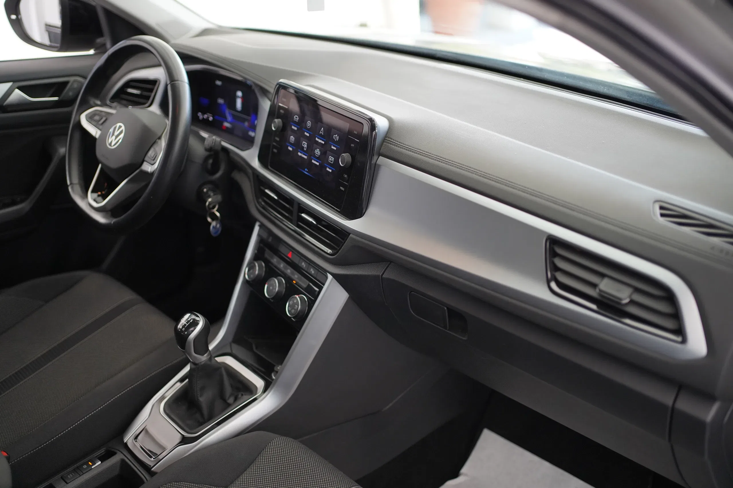 Volkswagen T-Roc 1.0 TSI Life foto 11