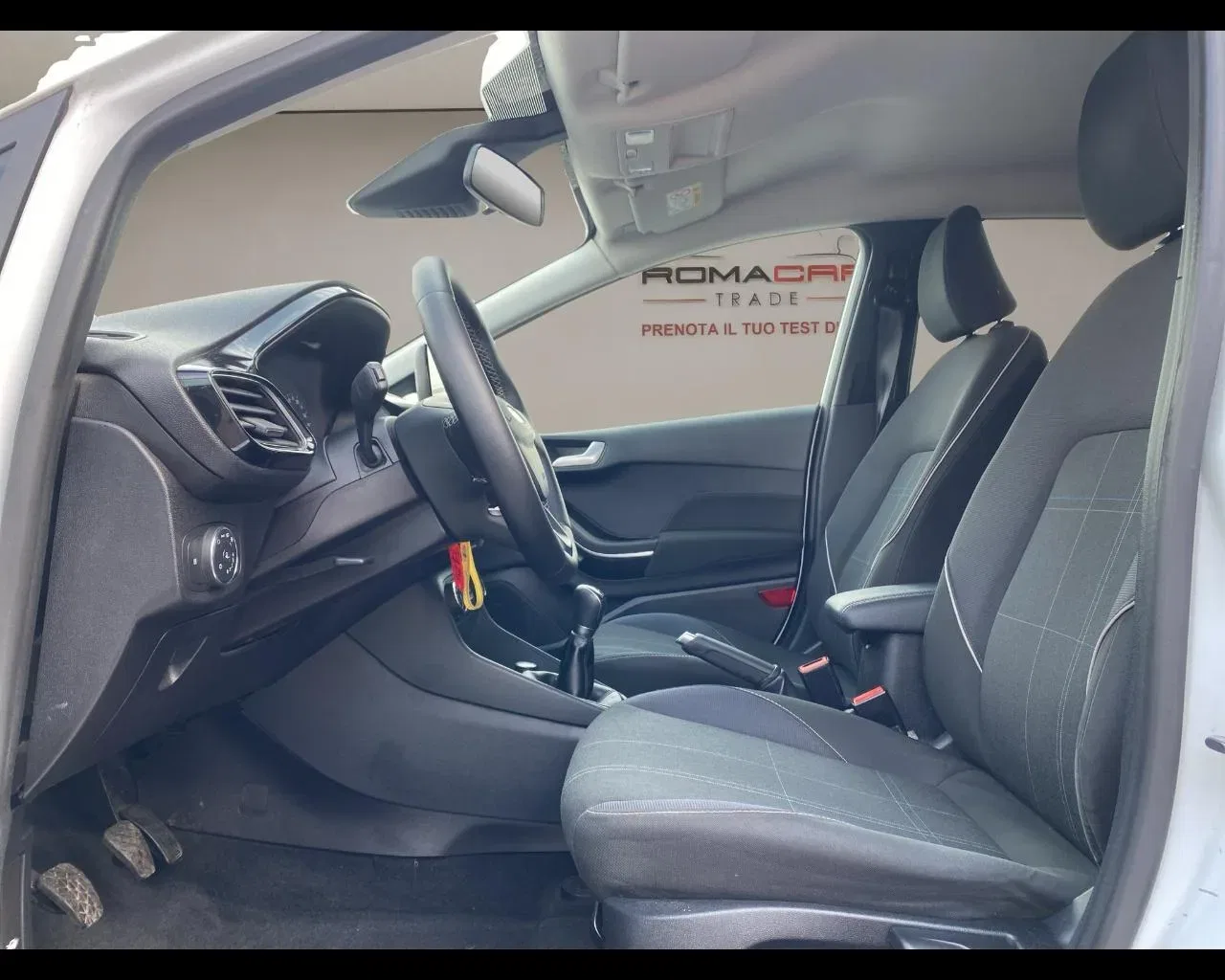 Ford Fiesta 1.1 75 CV 5 porte Titanium foto 9