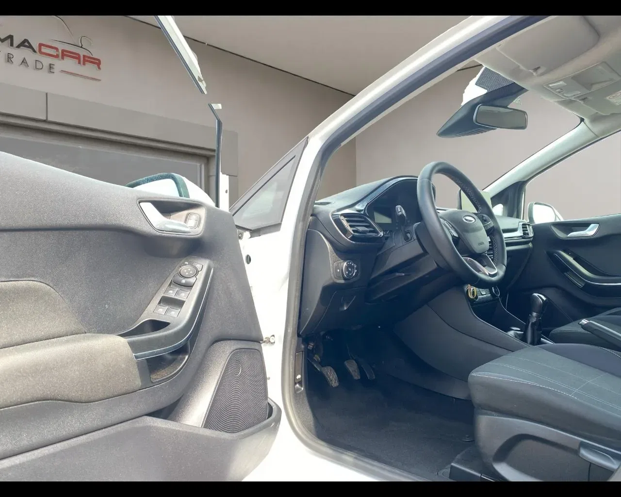 Ford Fiesta 1.1 75 CV 5 porte Titanium foto 20