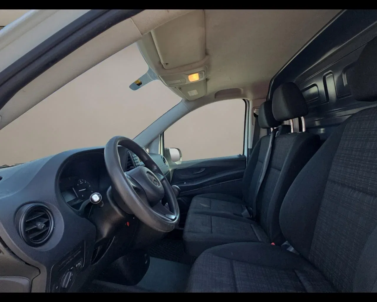 Mercedes-Benz SL 680 Vito 1.7 114 CDI PC-SL Furgone Long foto 8