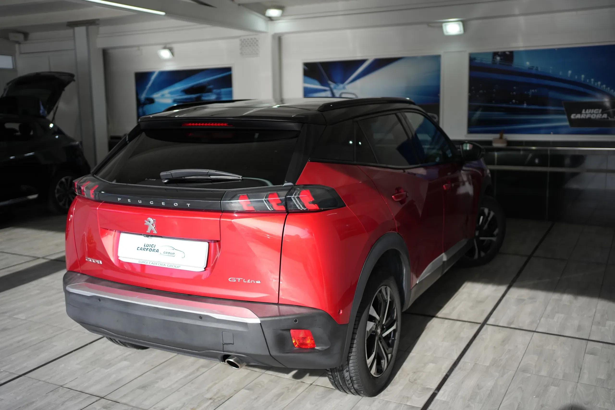 Peugeot 2008 BlueHDi 100 S&S GT Line foto 13