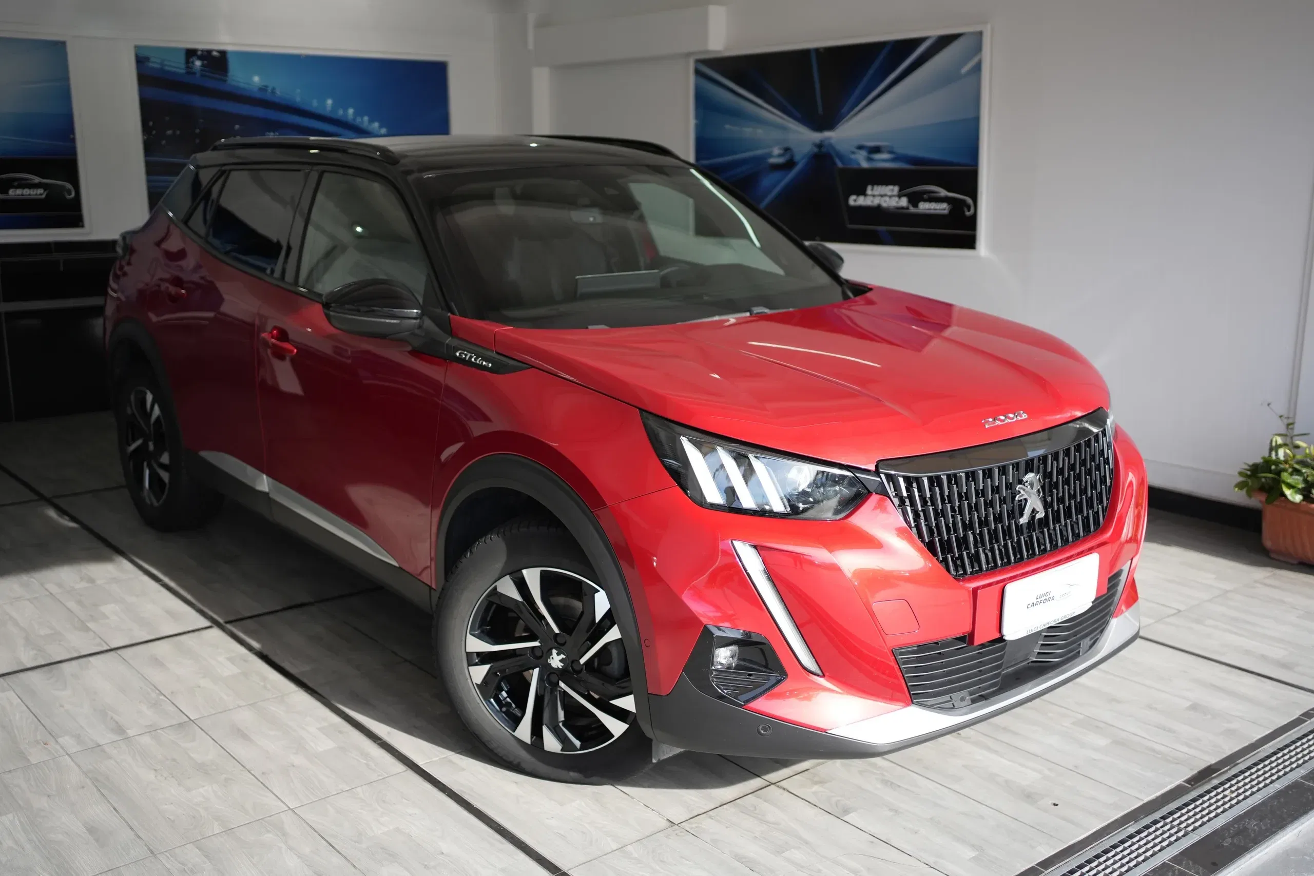 Peugeot 2008 BlueHDi 100 S&S GT Line foto 3