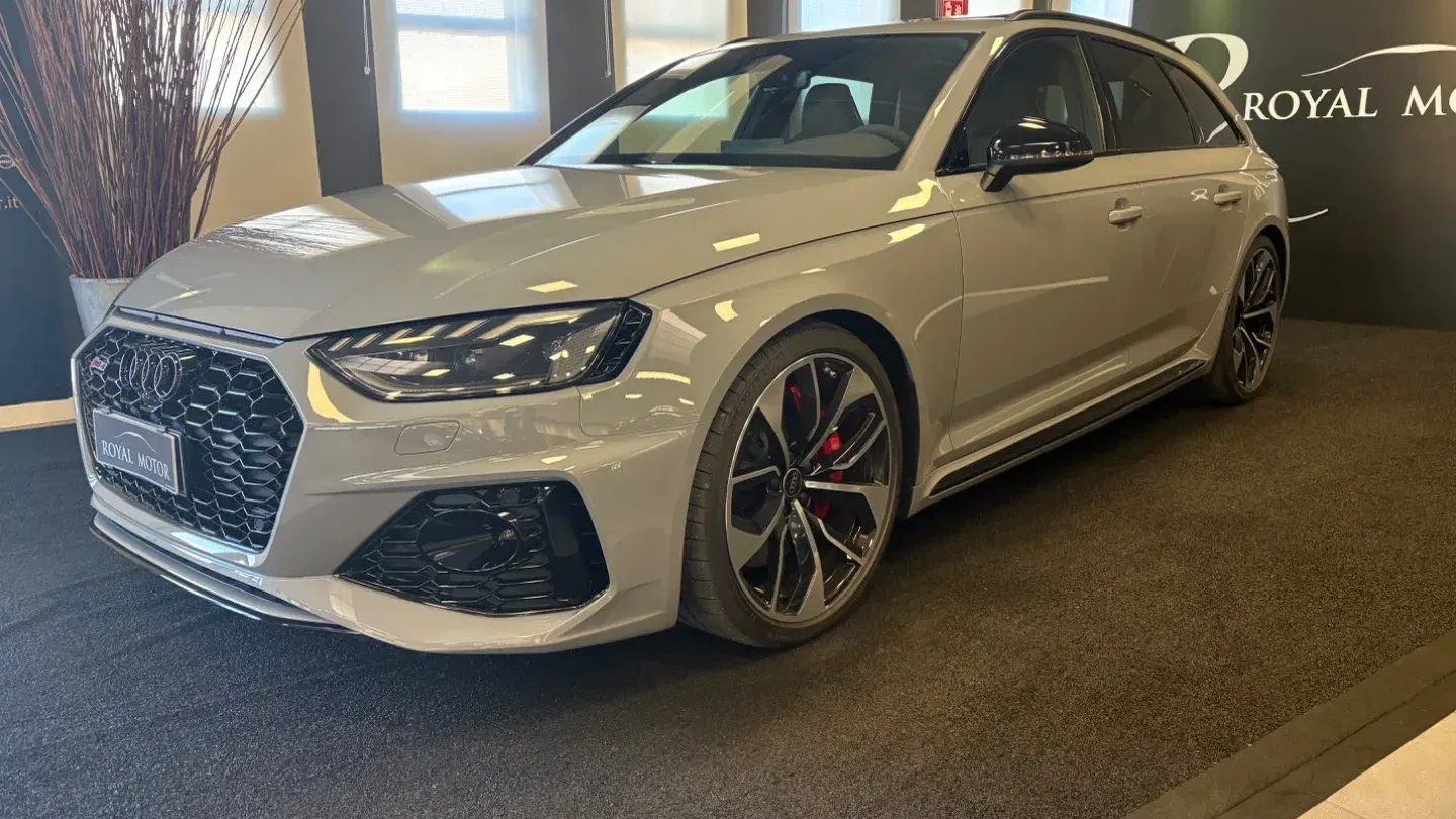 Audi RS 4 Avant BOLLO + SUPER BOLLO INCLUSI FINO 04/2027 !