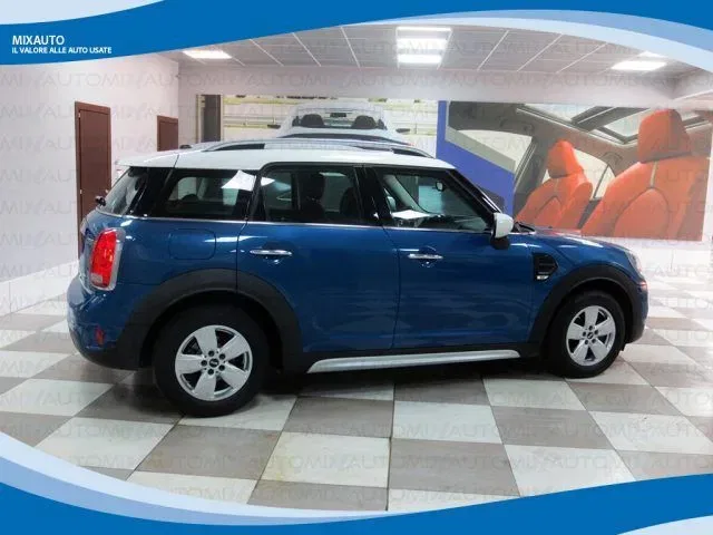 MINI Cooper D Countryman 2.0 150CV AUT EU6 foto 2