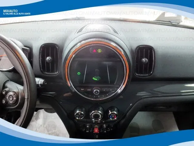 MINI Cooper D Countryman 2.0 150CV AUT EU6 foto 6