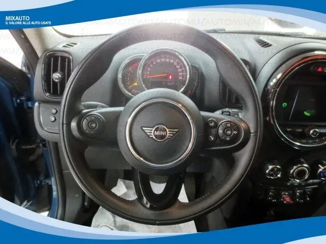 MINI Cooper D Countryman 2.0 150CV AUT EU6 foto 4