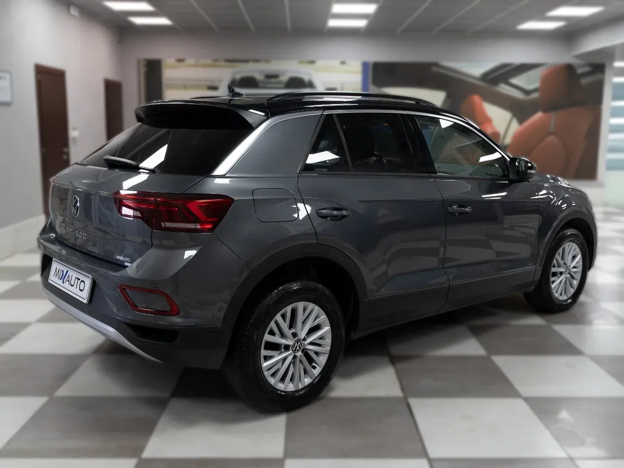 Volkswagen T-Roc 1.5 TSI Life ACT 150CV foto 5