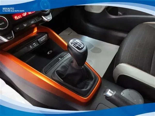 KIA Stonic 1.6 CRDI 110cv 2WD Style EU6B foto 8