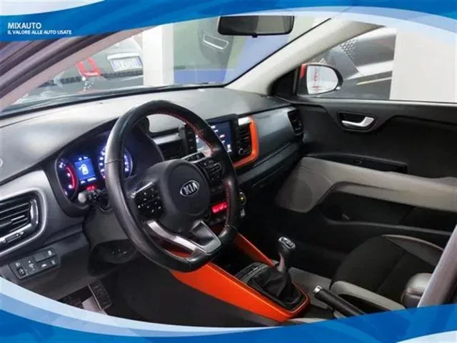 KIA Stonic 1.6 CRDI 110cv 2WD Style EU6B foto 3