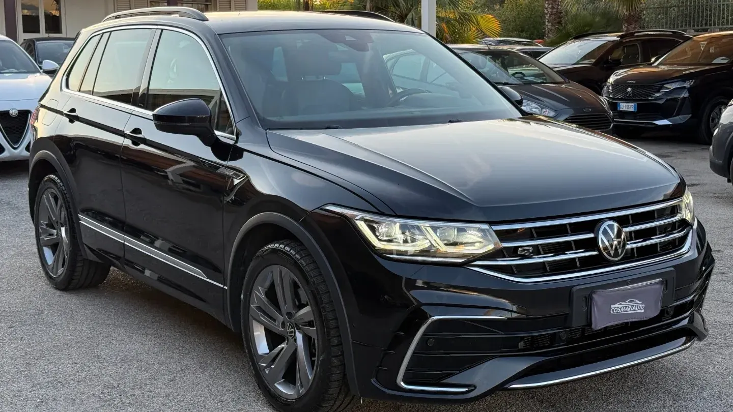 Volkswagen Tiguan 2.0 TDI 150CV DSG R-Line 2023 LUCI AMBIENTE