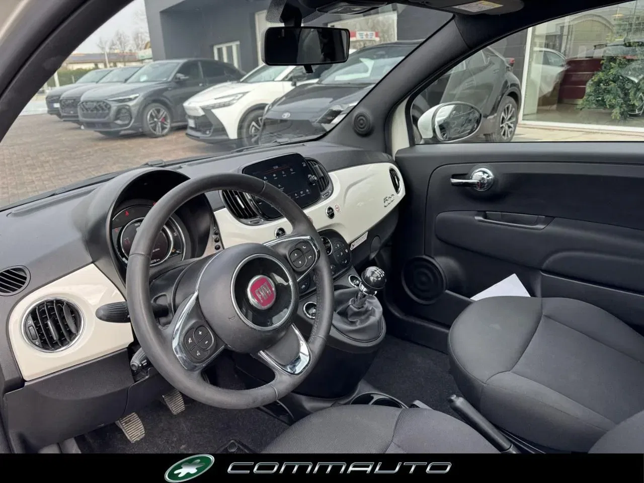Fiat 500 1.0 Hybrid PDC POST foto 11