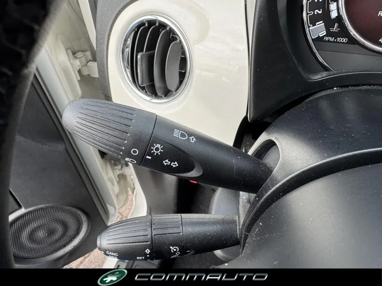Fiat 500 1.0 Hybrid PDC POST foto 16