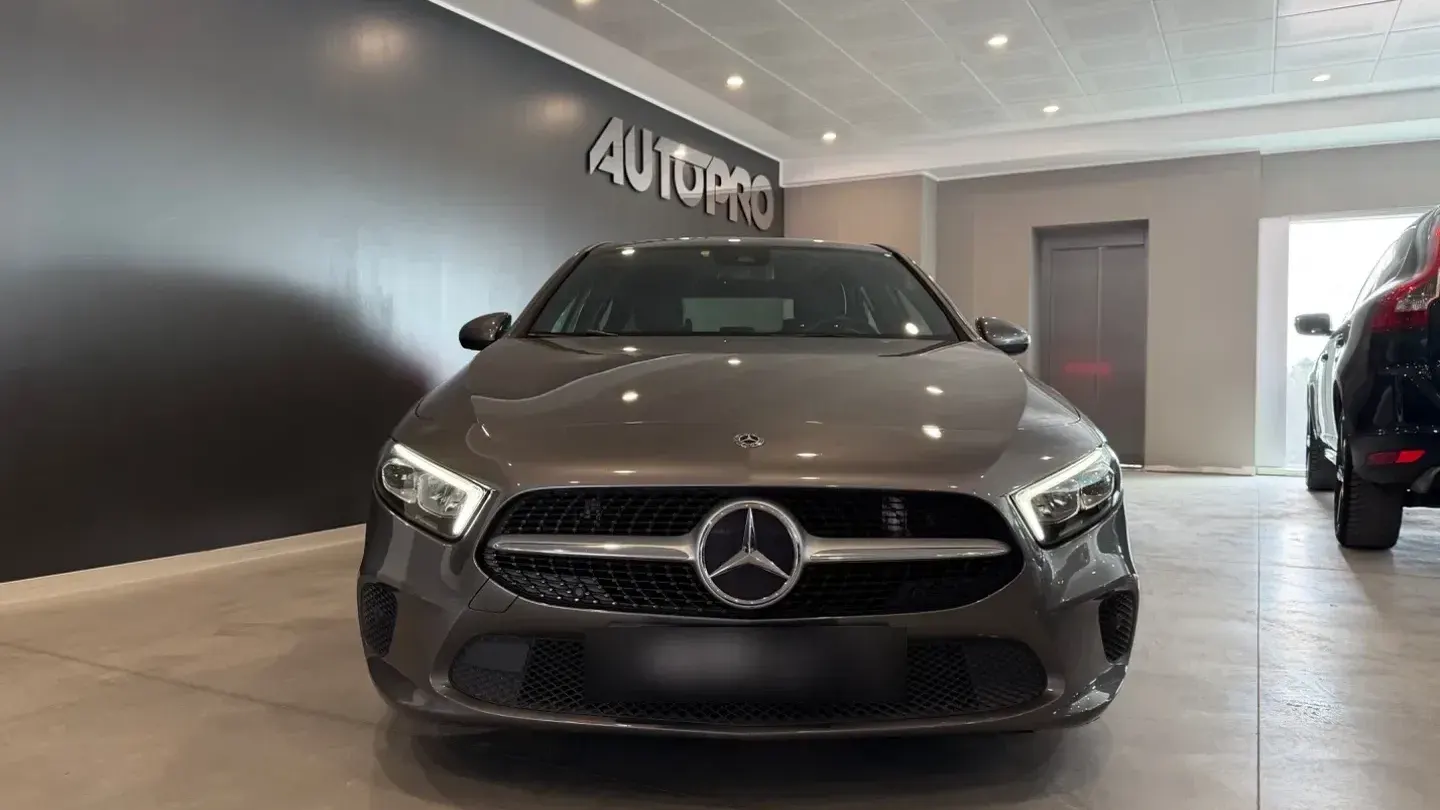 Mercedes-Benz A 180 d Automatic Business
